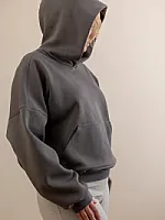 Oversized Hoodie mit Kapuze und Kängurutasche