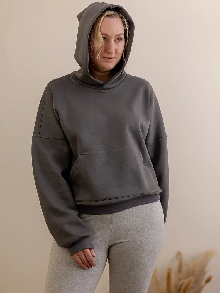 Oversized Hoodie mit Kapuze und Kängurutasche