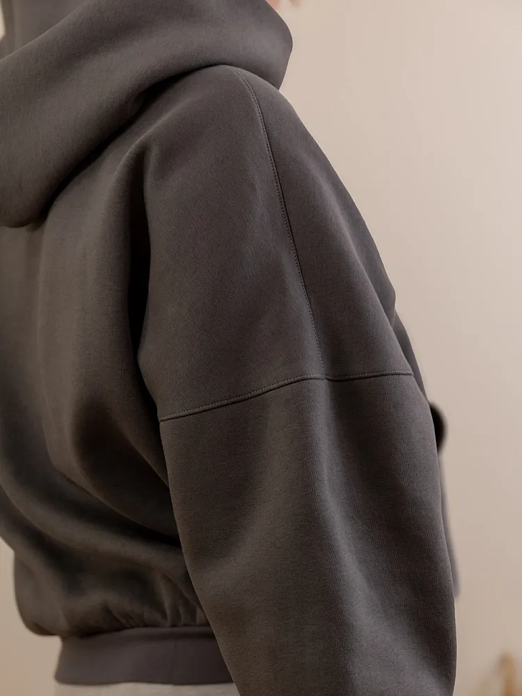 Oversized Hoodie mit Kapuze und Kängurutasche