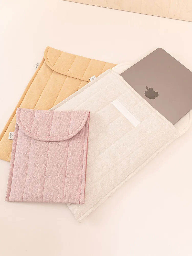 Laptop-Hülle mit Klettverschluss